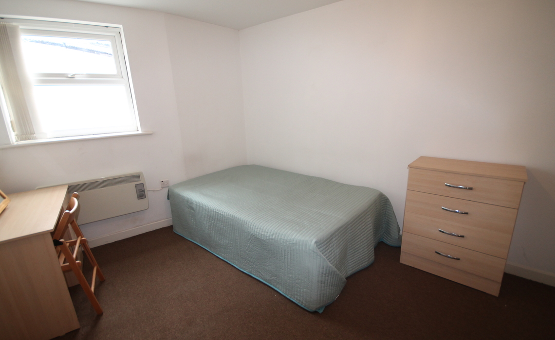 4 Bedroom Flat To Let in Sandyford